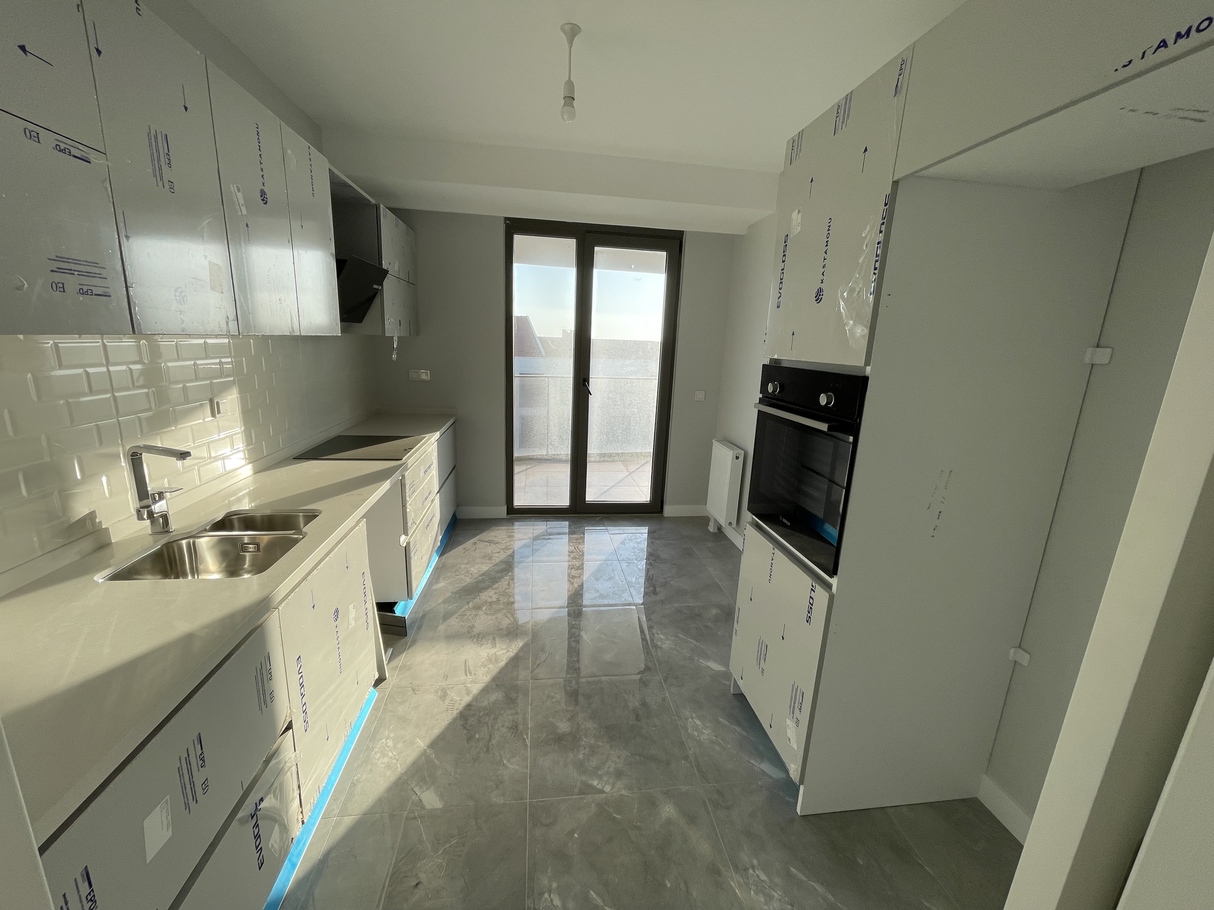 PENDİK ÇINARDERE FULL ÖNÜ AÇIK 7.KAT DAİRE SİTE  - Resim 2