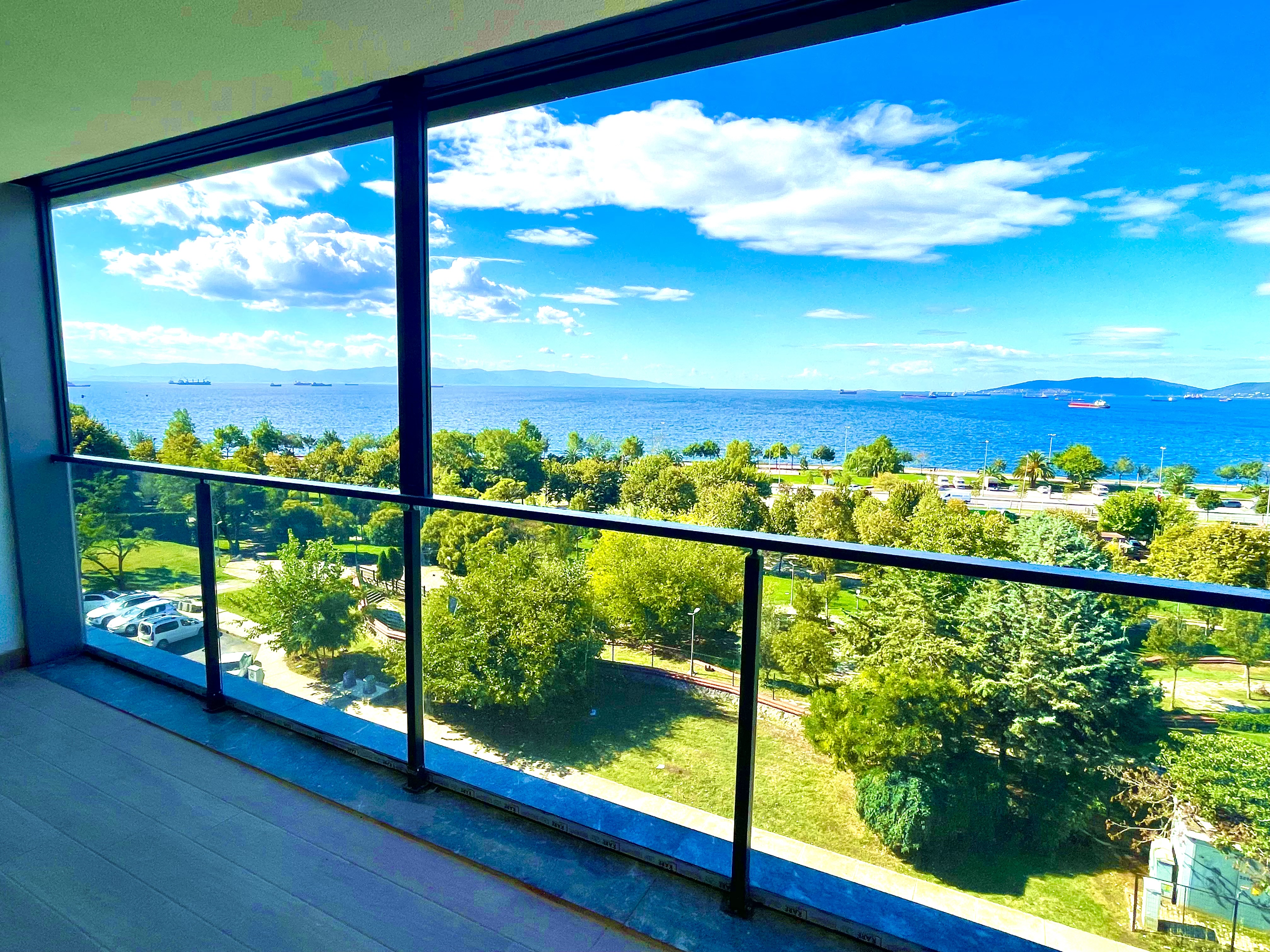 PENDİK BURUNDA FULL DENİZ MANZARA - Resim 1